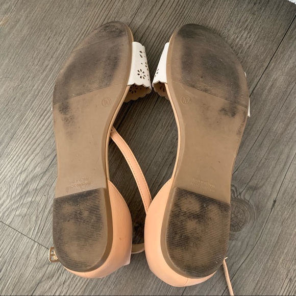 Old Navy Sandals Size 10 - Picture 4 of 4